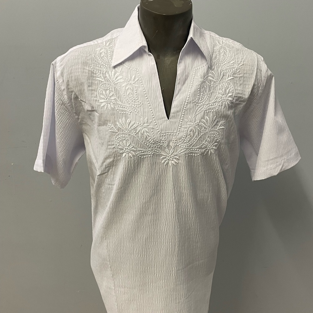 Bagazio shirt white vneck collar embroidery classic fit